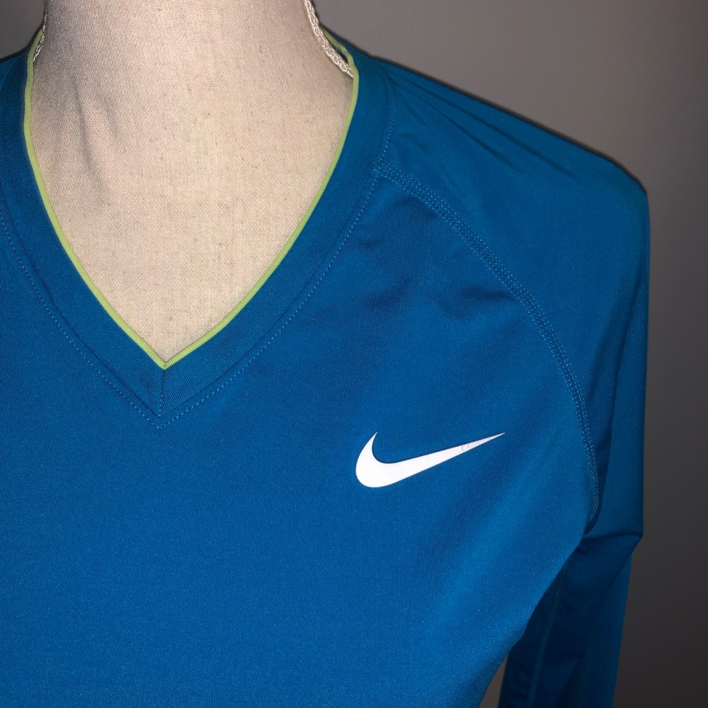 ❌SOLD❌ Nike Pro Dri Fit Tee - Picture 2 of 6